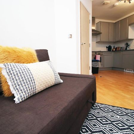 Centrally Located Spacious 2Br | Cohost Partners Cardiff Exterior photo